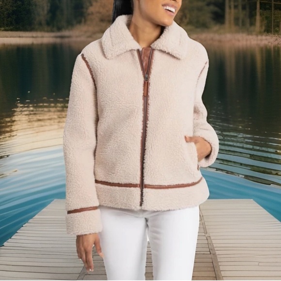 BearPaw Jackets & Blazers - NWOT BearPaw Cream and Brown Teddy Jacket Full Zip